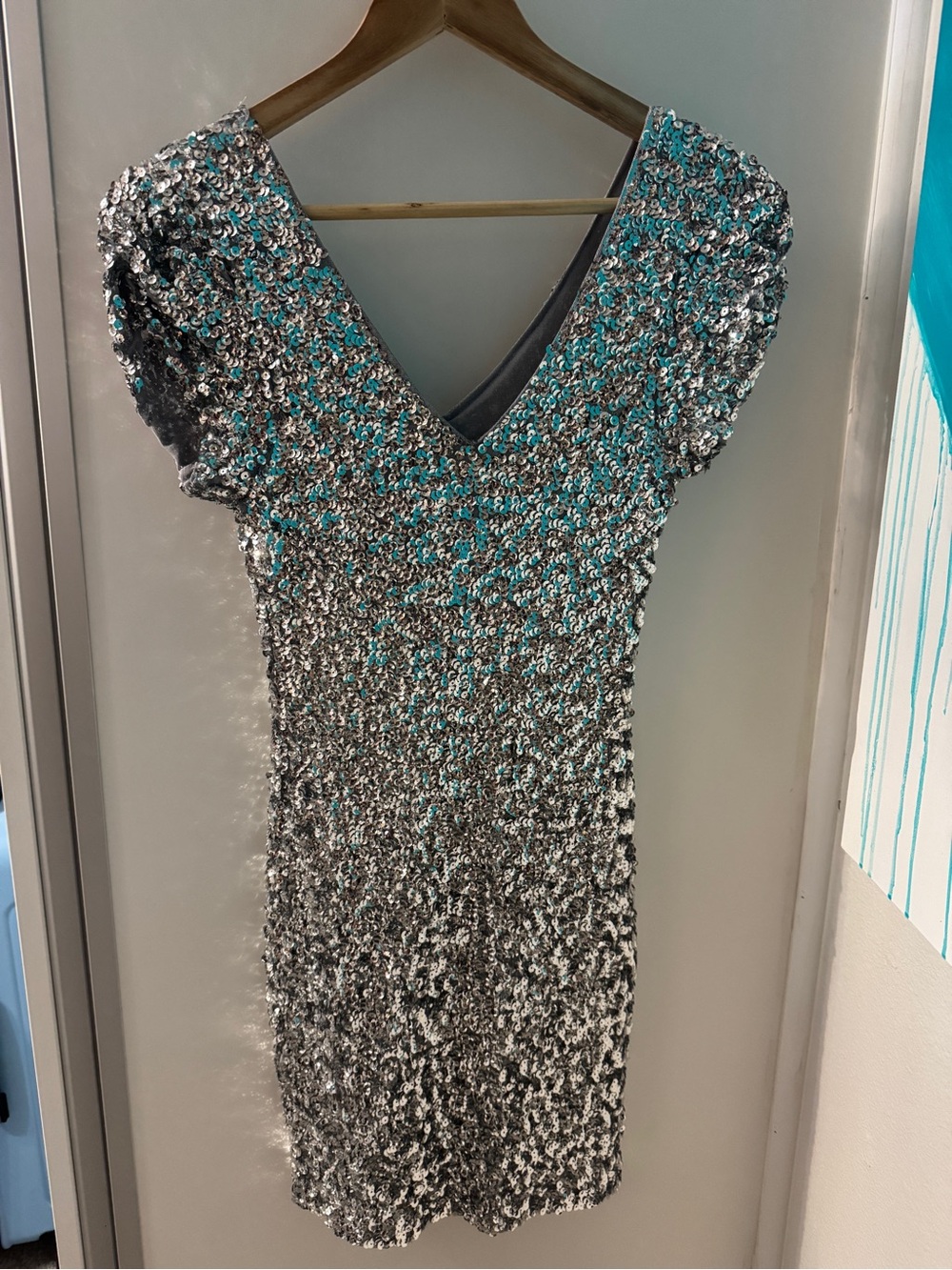 Silver Sequin V-Neck Short Sleeve Dress